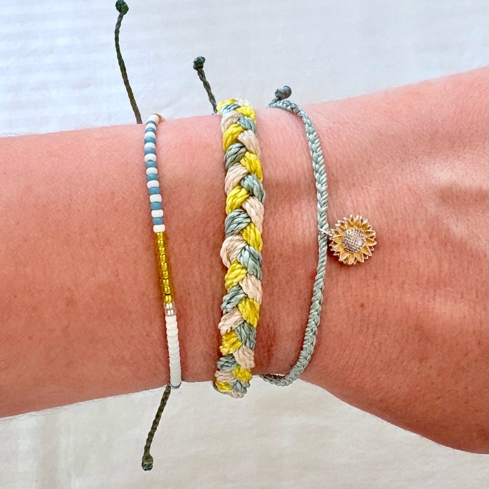 Pura Vida August 2019 bracelet club set